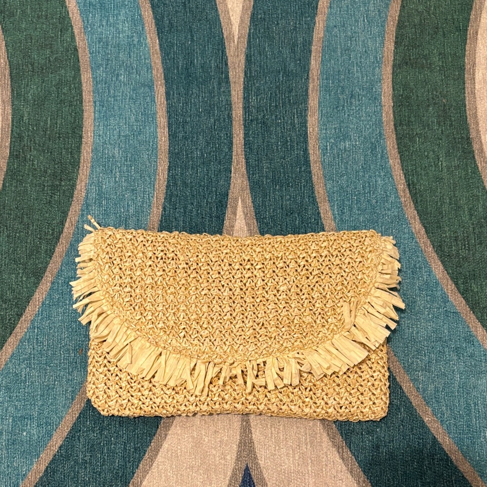 Elegant Woven Cream Clutch
